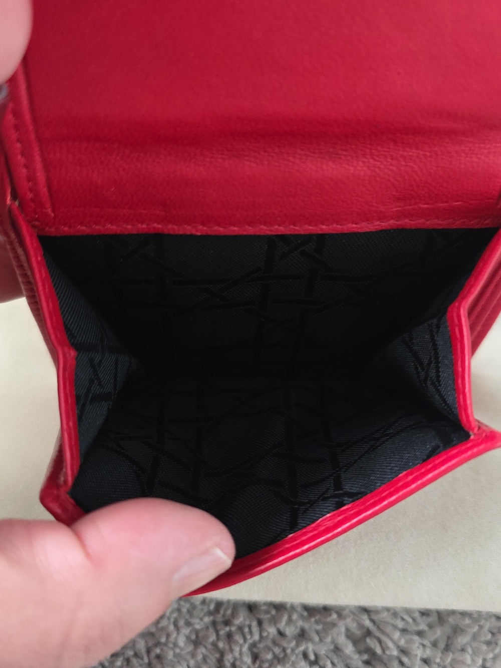 Dior Red Quilted Leather Wallet - Picture 11 of 13